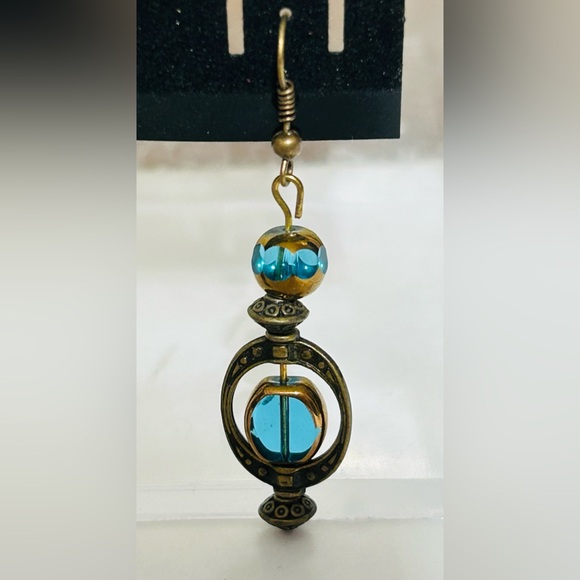 Hand Crafted Elegant Blue Glass and Gold Dangle Earrings - Picture 2 of 3